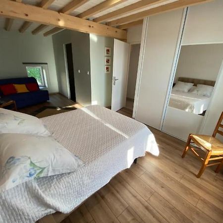 Maison Neuve Tout Confort, Deux Chambres 圣马丁迪蒙 外观 照片